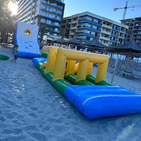 Deluxe Zeus By Signature Promenada Apartman *